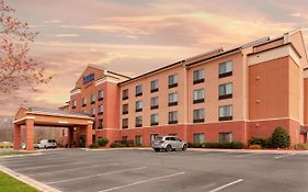 Fairfield Inn And Suites Charlotte Matthews